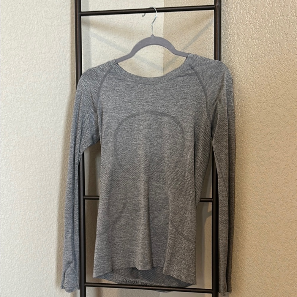 Lululemon Gray Long Sleeve Top